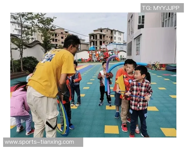 布朗分享训练营体验：为田径队打球的意外收获与挑战