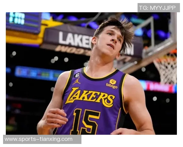 湖记:里夫斯季后赛场均167分表现不俗评价过早需谨慎 湖记:里夫斯季后赛场均167分表现不俗评价过早需谨慎