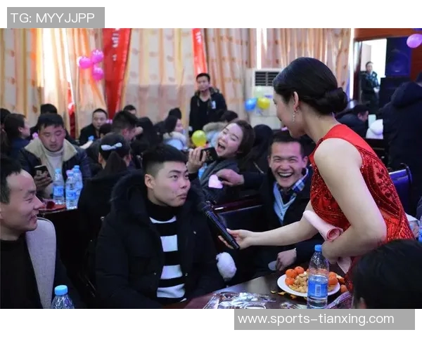 大球后退失足鞋子滑落意外摔倒引发全场哄笑的囧事 大球后退失足鞋子滑落意外摔倒引发全场哄笑的囧事