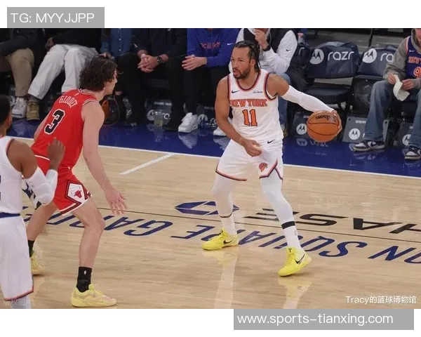 米切尔半场表现亮眼仅用16分钟砍下14分4助攻3抢断展现实力 米切尔半场表现亮眼仅用16分钟砍下14分4助攻3抢断展现实力