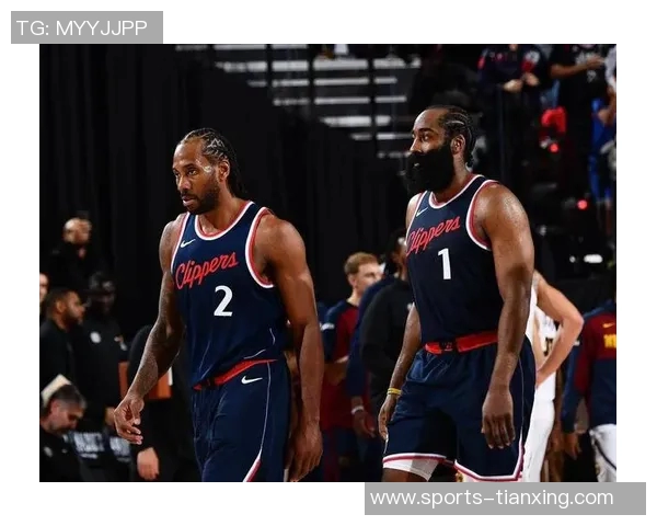 哈登幽默调侃鲍尔默球馆价值十亿成就球队主场优势 哈登幽默调侃鲍尔默球馆价值十亿成就球队主场优势