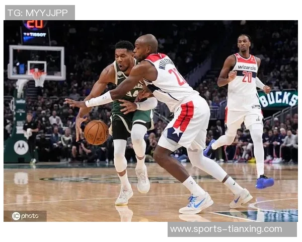 字母哥猛如虎仅用26分钟砍下37分14篮板5助攻展现统治力 字母哥猛如虎仅用26分钟砍下37分14篮板5助攻展现统治力