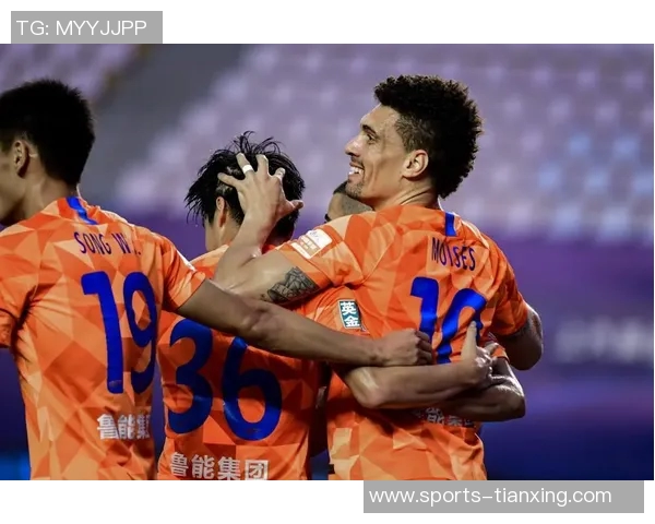 曼联确定七人核心阵容B费达洛特姆伯莫领衔新战术