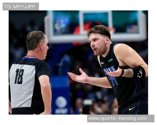 雷迪克直言队内一球员战术理解力差半场比赛仍不明白战术意图